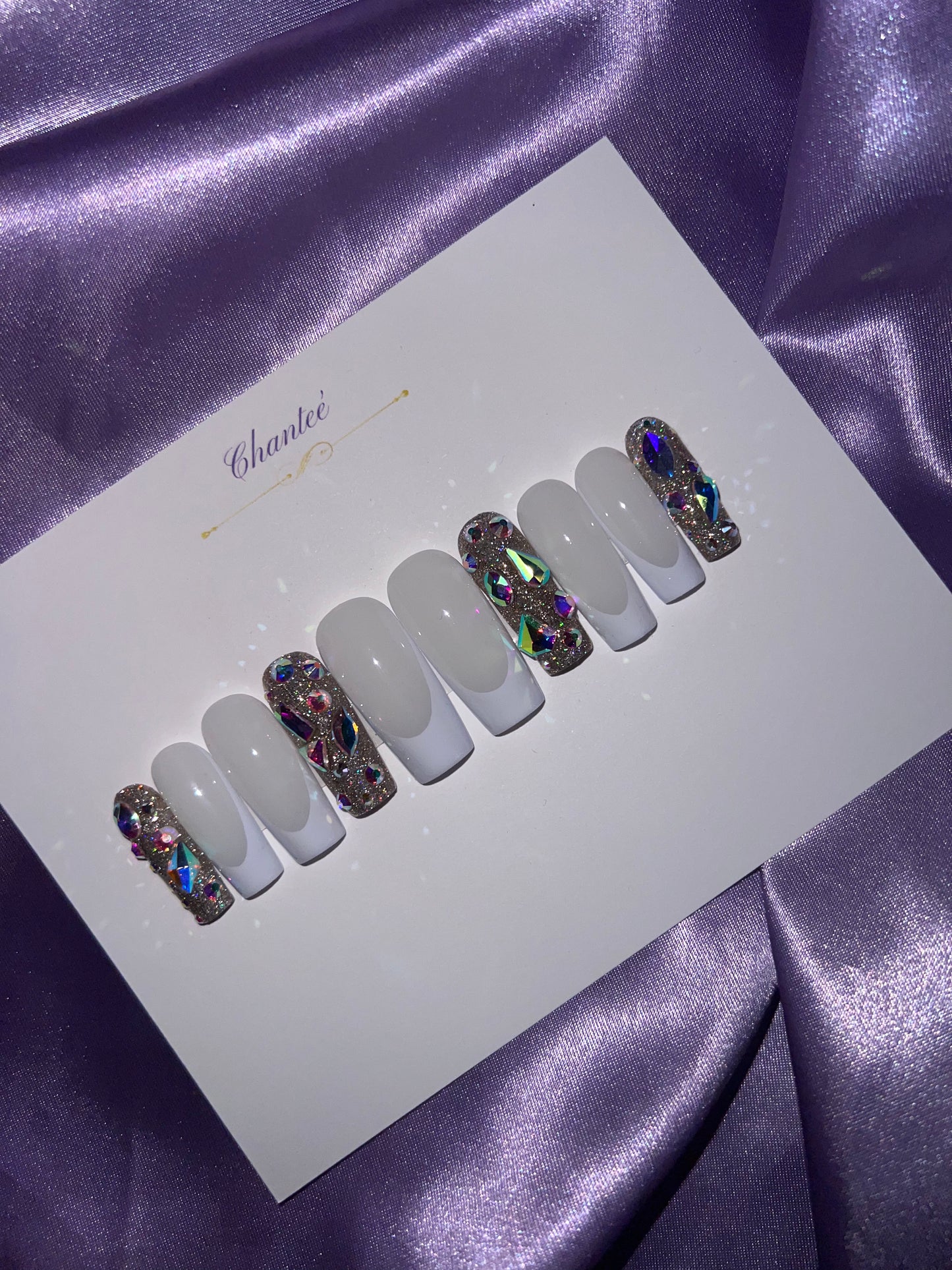 Size (M)shape: square / length: long (classy glam)