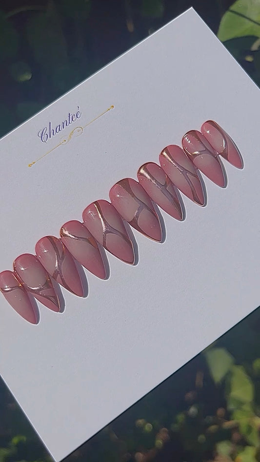 M)shape: stiletto/ length: medium (freestyle)