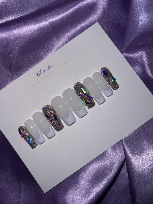 Size (M)shape: square / length: long (classy glam)